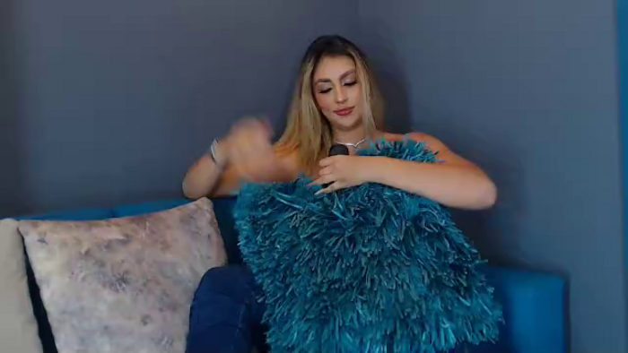samantha-dumont