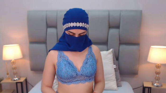 aliah-manzur