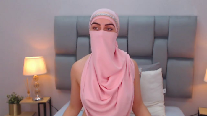 aliah-manzur