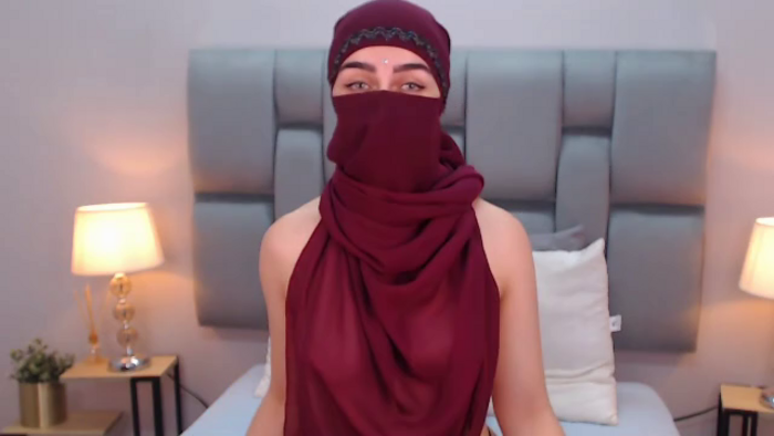 aliah-manzur