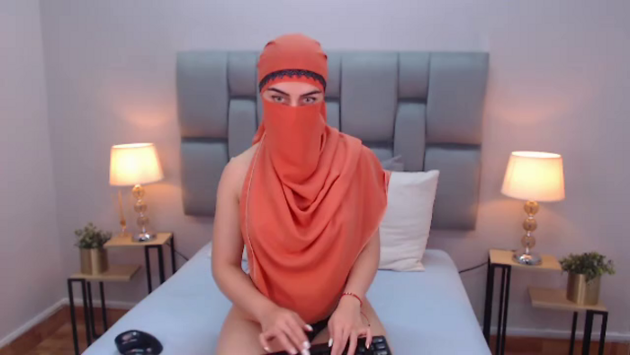 aliah-manzur