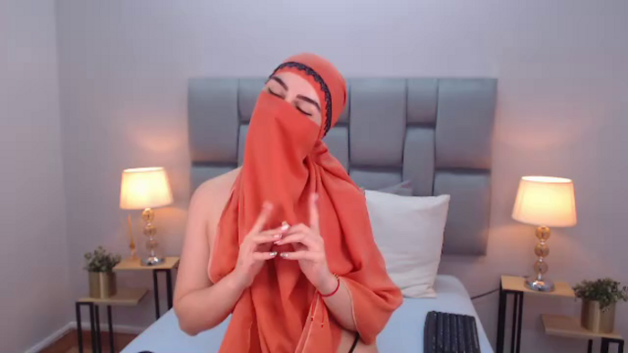 aliah-manzur
