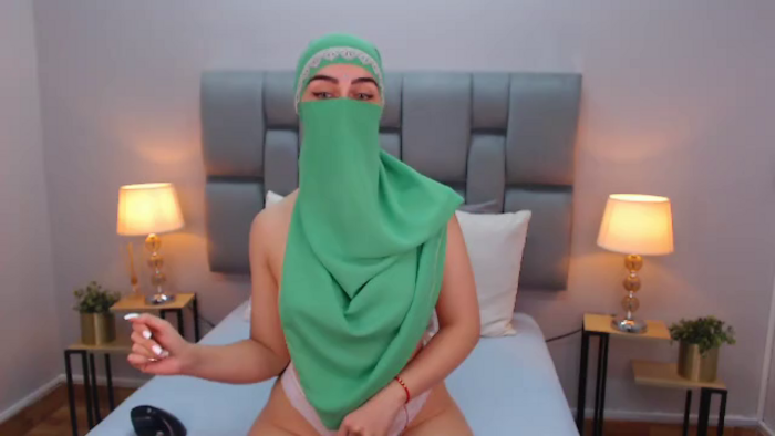 aliah-manzur