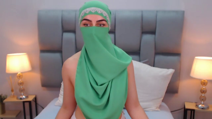 aliah-manzur