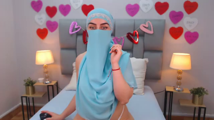 aliah-manzur