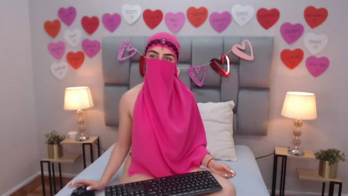 aliah-manzur