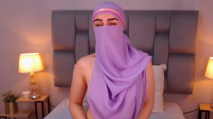 aliah-manzur