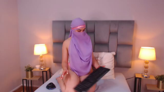aliah-manzur
