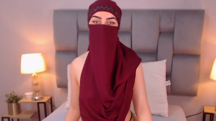 aliah-manzur