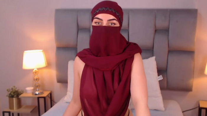 aliah-manzur