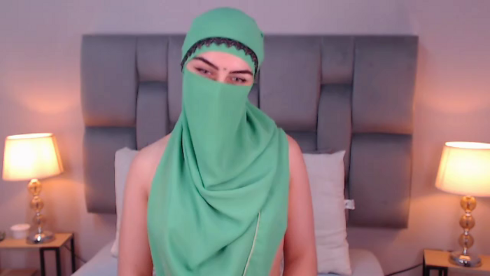 aliah-manzur