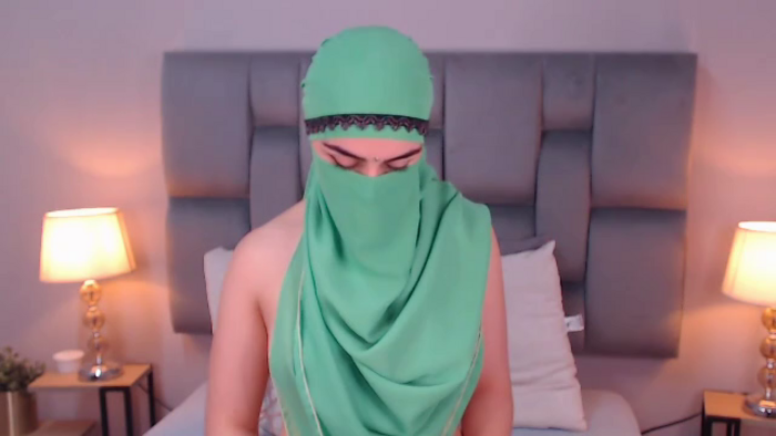 aliah-manzur
