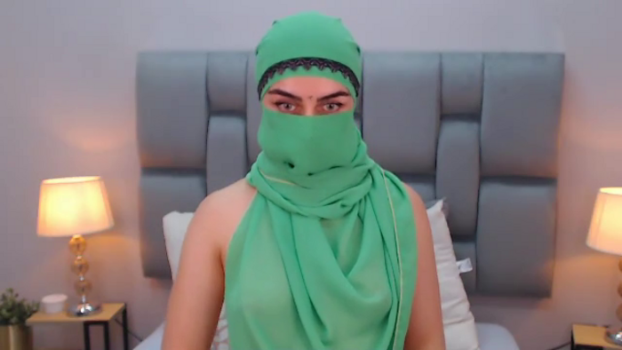 aliah-manzur