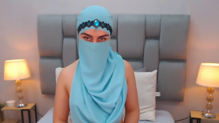 aliah-manzur