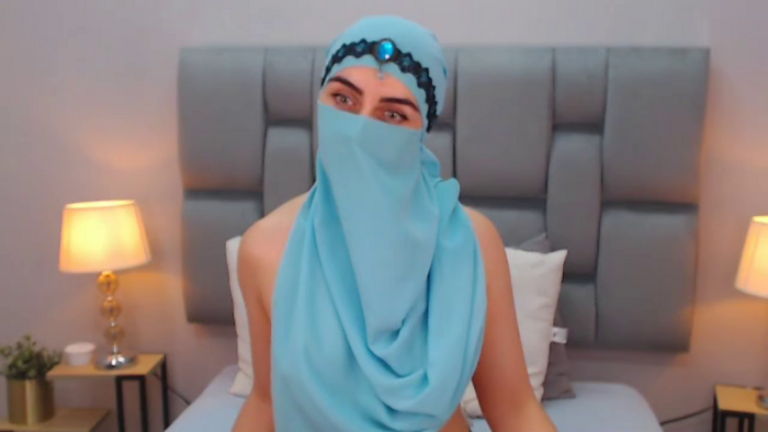 aliah-manzur
