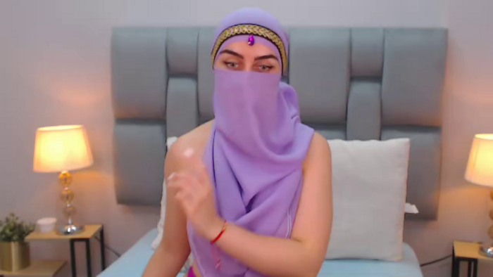 aliah-manzur