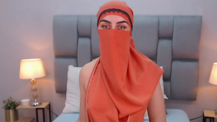 aliah-manzur