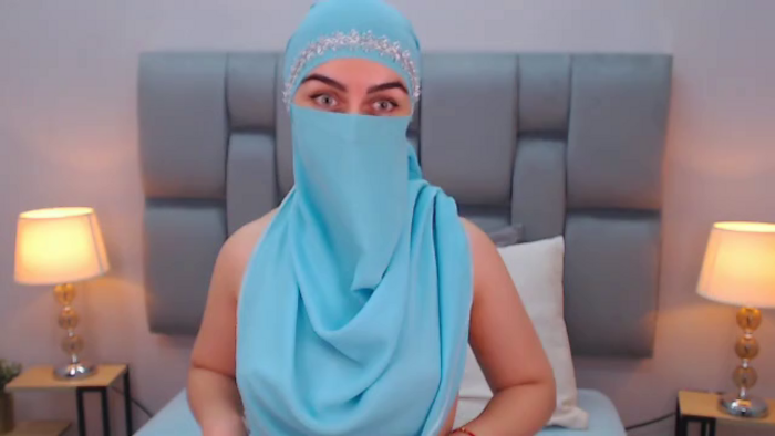 aliah-manzur