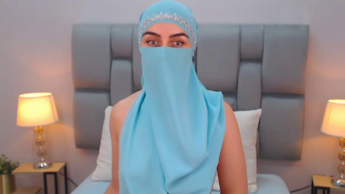 aliah-manzur