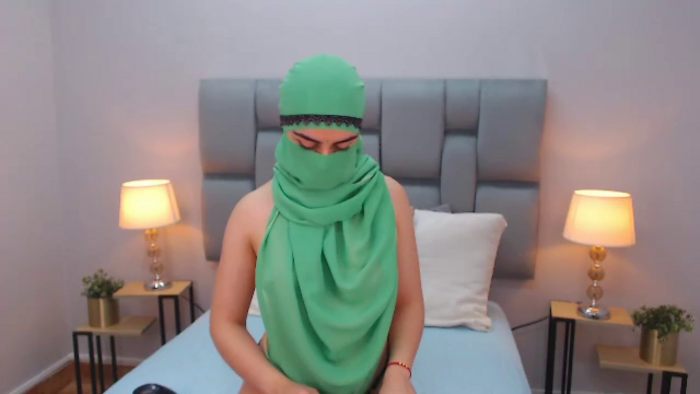 aliah-manzur