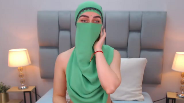 aliah-manzur