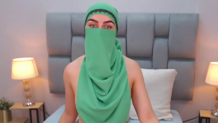 aliah-manzur