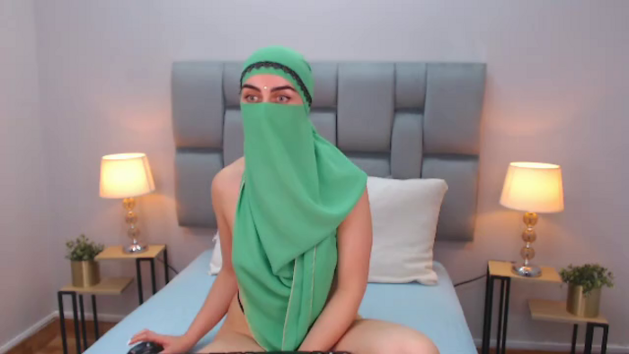 aliah-manzur