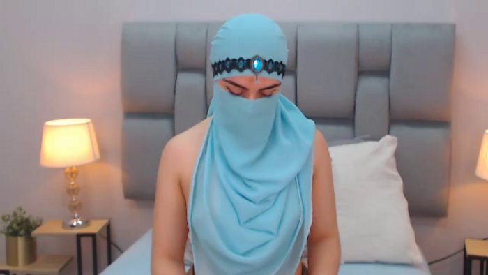 aliah-manzur
