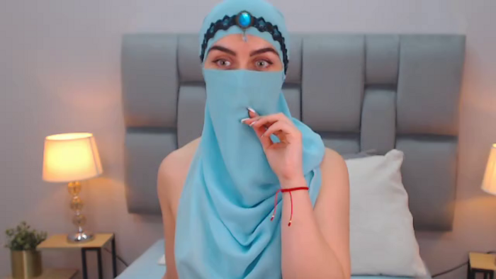 aliah-manzur