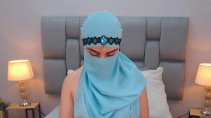 aliah-manzur
