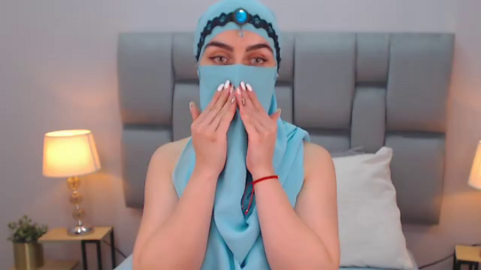 aliah-manzur