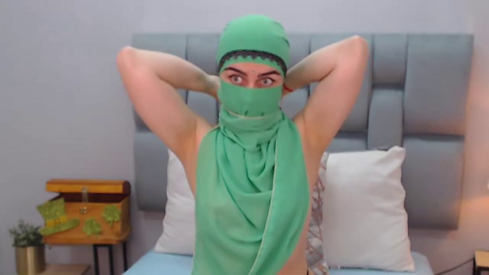 aliah-manzur