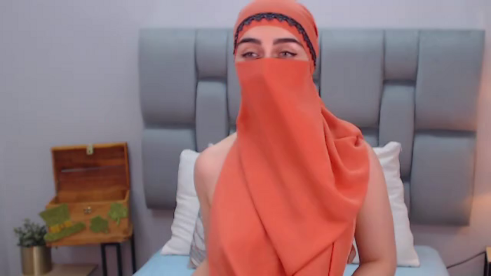 aliah-manzur