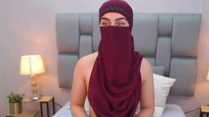 aliah-manzur