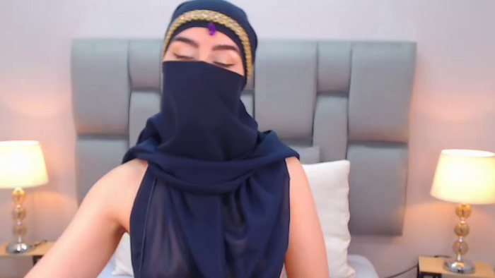 aliah-manzur