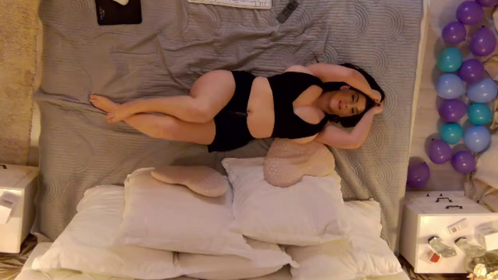 hailee-diaz