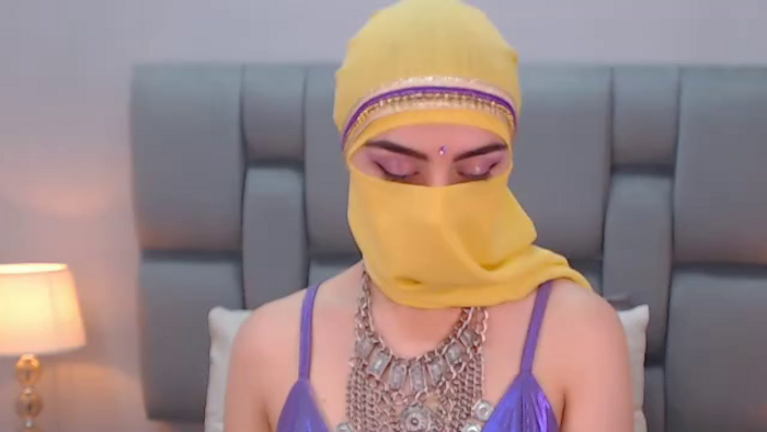 aliah-manzur