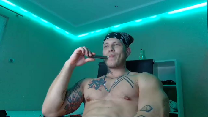 richie-grey