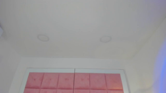 becca-lens