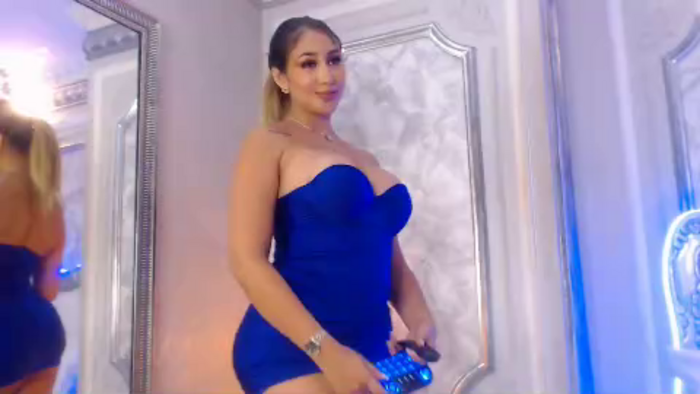 samantha-dumont