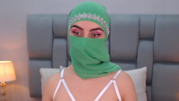 aliah-manzur