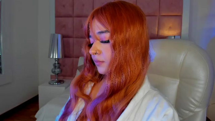 becca-lens