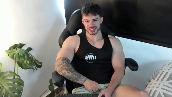 valenthino-king