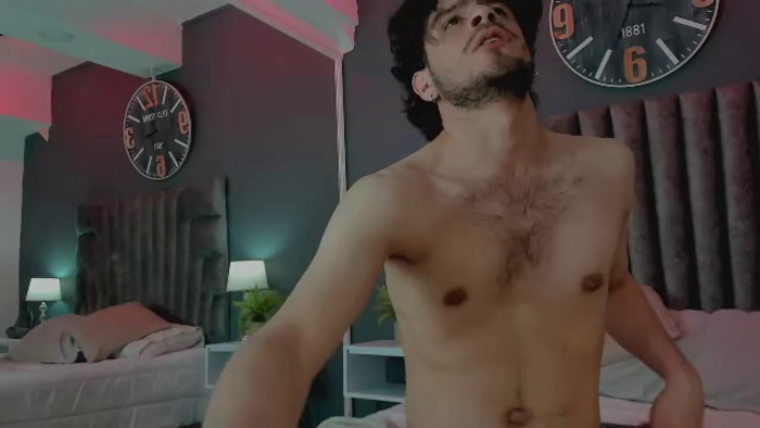 derek-hussain