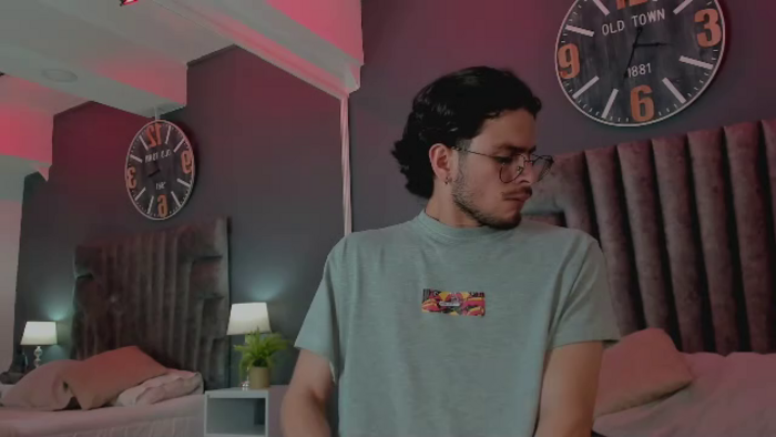 derek-hussain