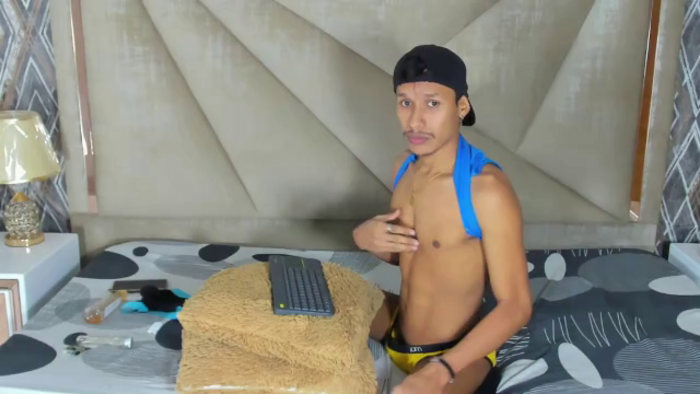 stiven-browm