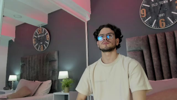 derek-hussain