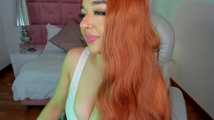 becca-lens