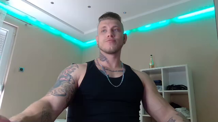 richie-grey