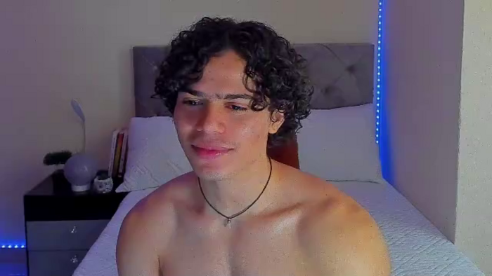 travis-lewis